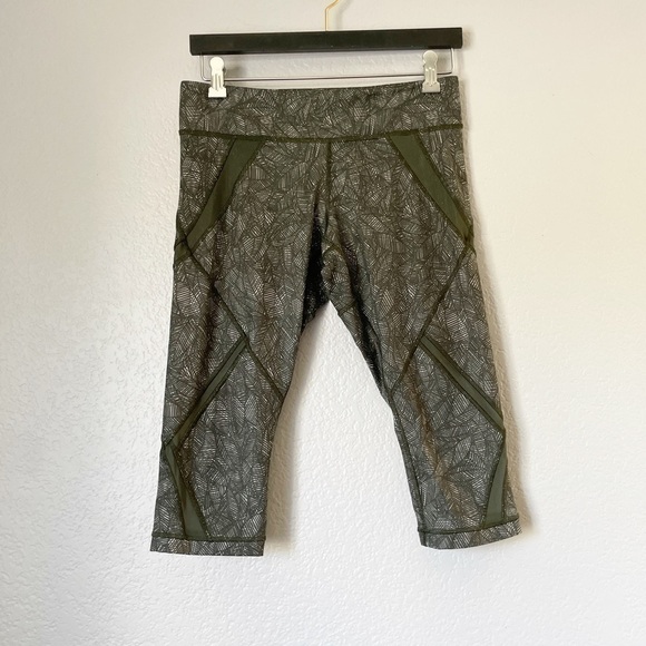 Lululemon Cool To Street Crop Olive Green Palm - Picture 1 of 10